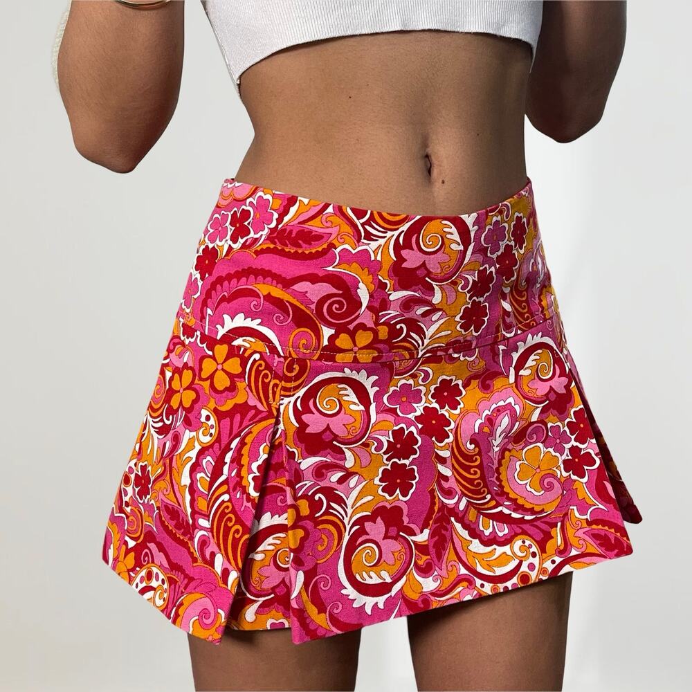 Made in Italy - Vintage 00s pink floral rom com mini pleated skirt (S) retro
